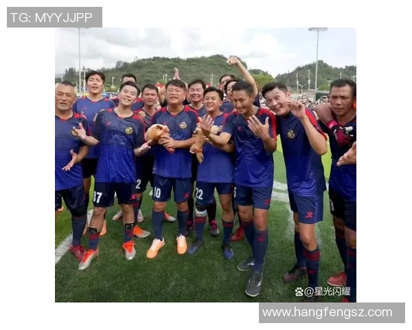 他和足球明星长得一模一样引发网友热议究竟是谁让人惊叹的相似度如此之高